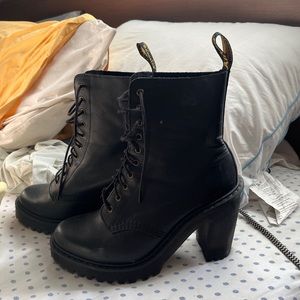 DR MARTENS KENDRA BOOTS